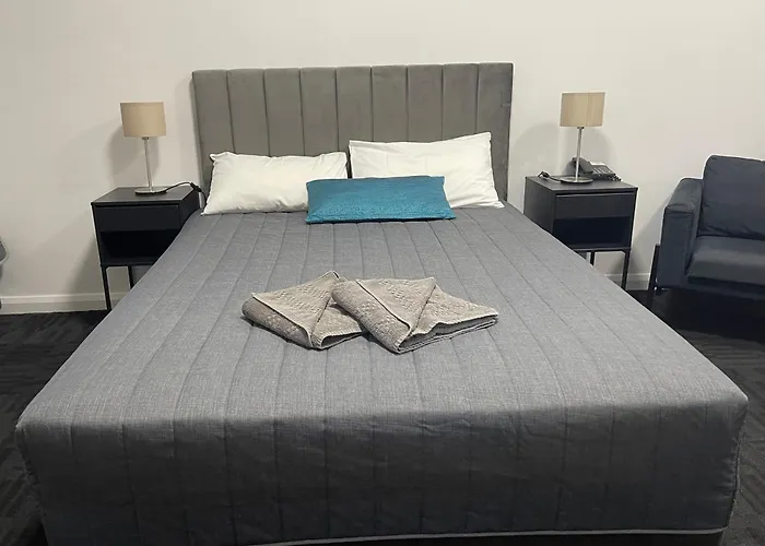 Motel: City West Motel