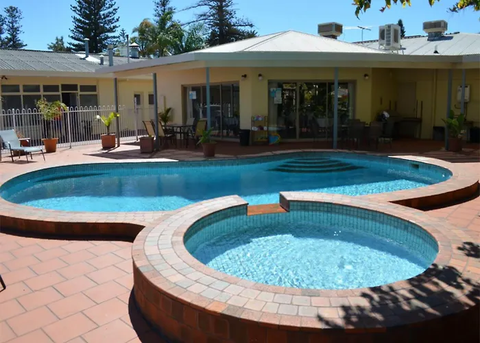 Motel: Glenelg Motel